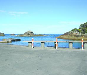 The launching ramp and fish-cleaning facilities at Kianinny are excellent and for river anglers, there’s a ramp on the northern side of the bridge over the Bega river.